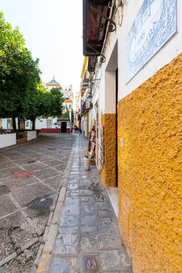 Doña Elvira Suites Cathedral Sevilla Exterior foto